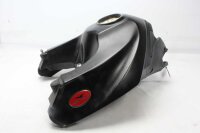 Polttoainesäiliö Säiliö...