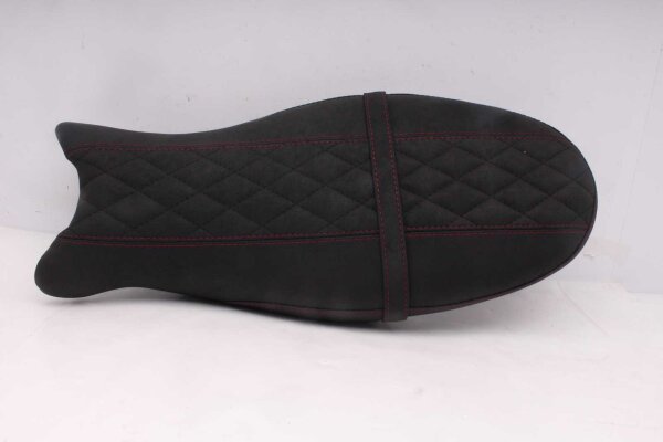 Penkin istuintyyny SHAD-W02330B BMW R nineT K21 0A06 R1ST 13-16