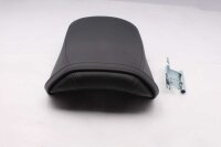 Matkustajan istuimen istuintyynyn pidike takana Kawasaki...