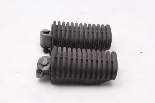 Takamatkustajan jalkatuen kiinnityskumisarja BMW F650GS Dakar R13 0173 00-03