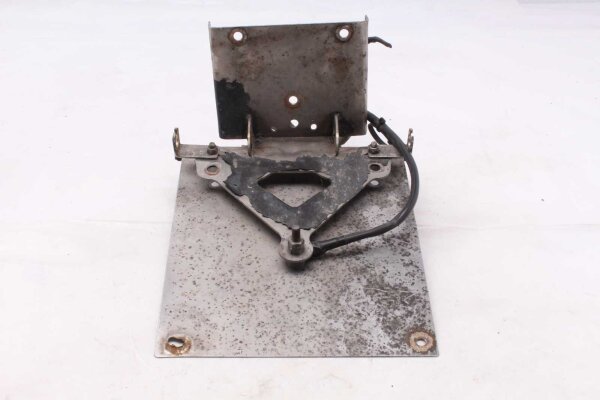 Kentekenplaathouder, reflector, montageplaat Triumph Sprint ST1050 215NA 05-10