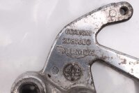 Fodstøtteenhed, forreste højre beslag Triumph Sprint ST1050 215NA 05-10