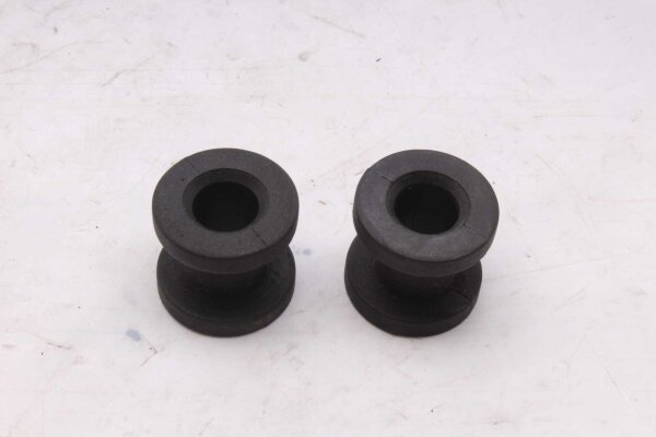 Polttoainesäiliön kuminen kiinnitys Säiliön puskuri, vasen BMW R 1200 GS K25 0307 R12 04-07