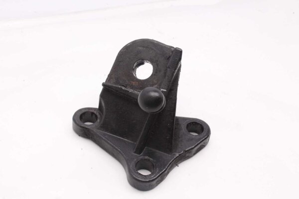 Fotstödsfäste, stödplatta, fram vänster Triumph Sprint ST1050 215NA 05-10