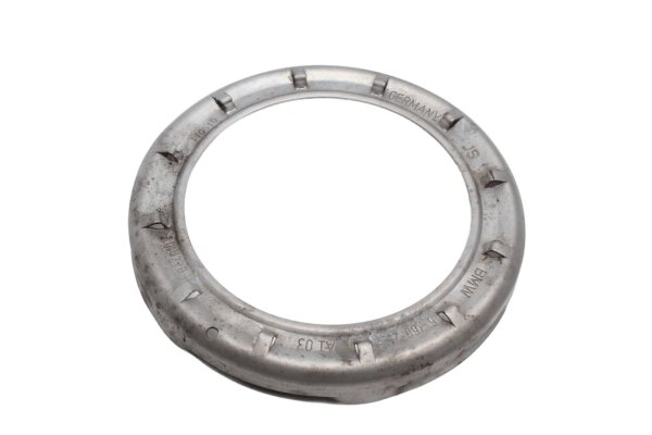 Polttoainepumpun renkaan kiinnitysrengas BMW R 900 RT R12RT 0330 K26 10-13