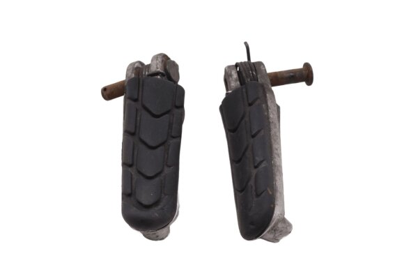 Fotstöd för vänster och höger fram, gummipedaler Honda NC 700 S RC61 12-13
