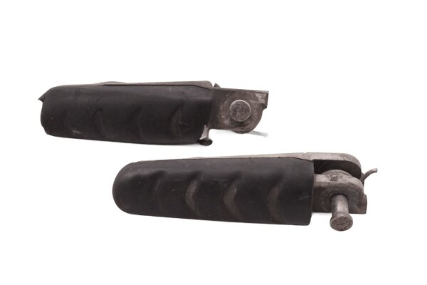 Footrest, front lower drivers footrest, rubber pad BMW F 800 S E8ST K71 0216 05-11