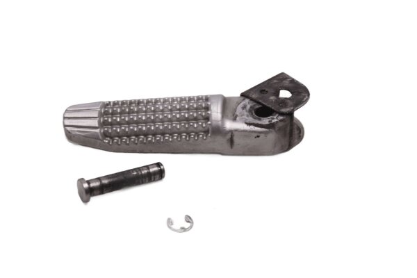 Fäste för fotstöd till vänster bakre passagerarsäte, steg 7 660 173 BMW K 1300 S K40 0508 09-15