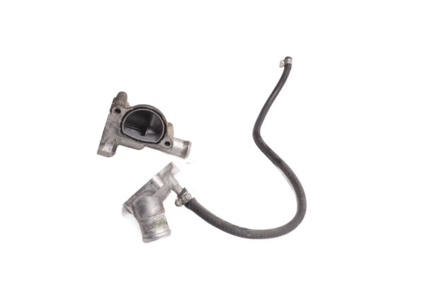 Thermostat housing coolant connection Honda CBR 1100 XX Blackbird SC35 97-98
