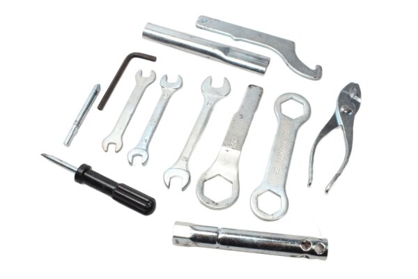 On-board tool kit, tool set, wrench Yamaha FZS 600 Fazer RJ02 98-99