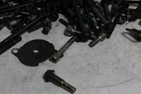 Skrueopsamling, holder, resterende dele Suzuki GSF 1200 Bandit WVA9 01-05