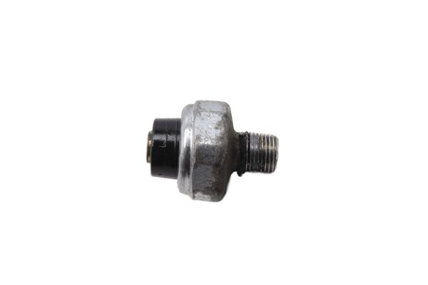 Oliedrukschakelaar, oliecartersensor, rechter motor Honda NT 650 V Deauville RC47 98-01
