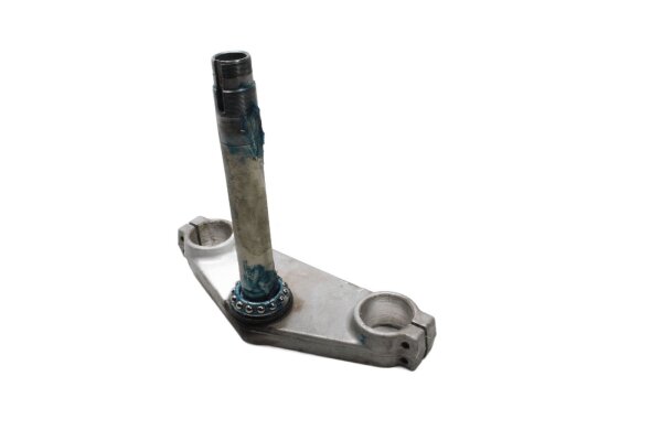 Lower fork bridge, steering tube, steering head bearing 476 Triumph Sprint ST1050 215NA 05-10