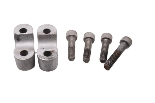 Lenkerklemmung Gabelbrücke oben Klemmbock Schrauben Satz BMW F 650 CS K14 02-05