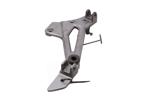 Footrest bracket support plate right Kawasaki ER 5 Twister ER500A/B-D 01-06