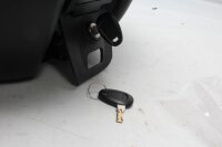 Baúl superior universal GIVI con cerradura y reflector, negro Zubehör universell