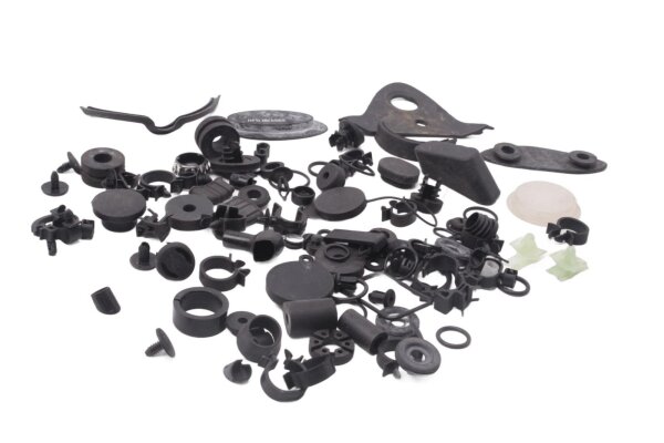 Befestigungsteile Gummiteile Clips Schrauben Kunststoffhalter Triumph universell