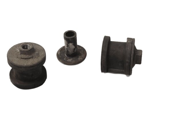 Buje de goma de montaje del guardabarros superior trasero Suzuki DL 1000 V-Strom WVBS 02-12