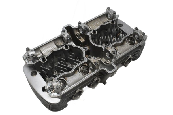 Cylinder head, valve cover, valve guide Kawasaki Zephyr 1100 ZRT10A 92-95