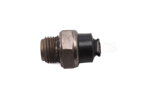 Coolant temperature sensor, thermal switch, water cooler Honda ST 1100 SC26 90-01