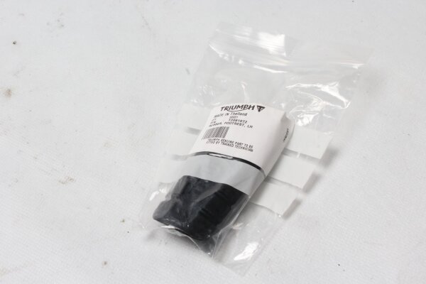 Reposapiés delantero izquierdo de goma con perfil antideslizante. Triumph Bonneville 1200 T120 20-20