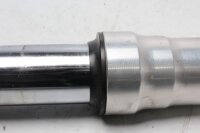 Vasen haarukan jalka, etuakselin kiinnitys Aprilia RST 1000 Futura PW / RST1000 01-04
