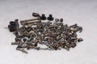 Schroevenset, houders, moeren, sierlijsten, frame assortiment Ducati ST4 916ST4 98-03