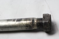 Bakhjulsaxel, axellagerfäste, nedre montering Yamaha YZF R1 RN01 98-99
