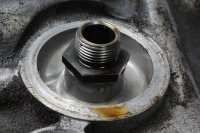 Topplockskåpa, ventilkåpa, motorfästen Yamaha YZF R1 RN01 98-99