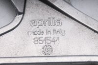 Ramhållare fjäderbenshorn fram höger Aprilia SMV 750 Dorsoduro SM 08-17