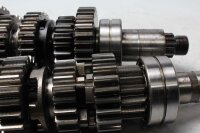 Transmissie hoofdas, tussenas, schakelas, aandrijving Kawasaki ZR 7S ZR750F/H 01-04