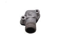 Coolant connection at the rear of the thermostat housing...