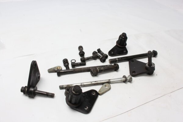 Motorhalter Befestigungssatz Schrauben Suzuki GSX 1100 G GV74A 91-96