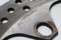 Vasen etujarrulevy, jossa on reiitetty ruuvit BMW R 1150 R R21 99-04