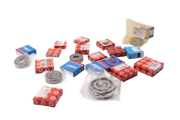 Assortiment de roulements à billes, de tailles variées, pour moteur Triumph universell