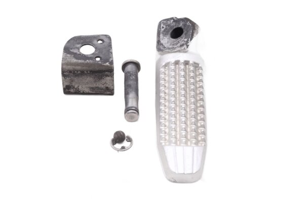 Monteringsfäste för fotstöd bak vänster BMW K 1200 S K40 K12S 0581 05-08