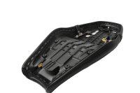 Black bench with decorative stitching Triumph Street Twin 900 EFI Bonneville 16-16
