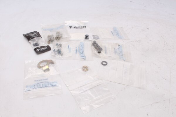 Screw set, spacers, locking plate, nuts Triumph Unbekannt