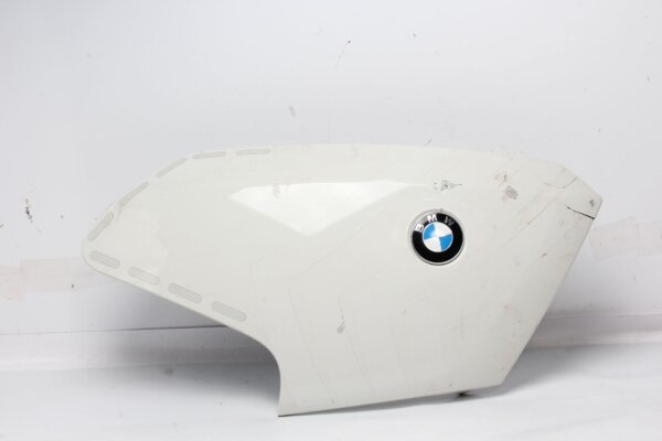 Right side panel, white cover, paint damage BMW R 1200 RT 0368 05-09