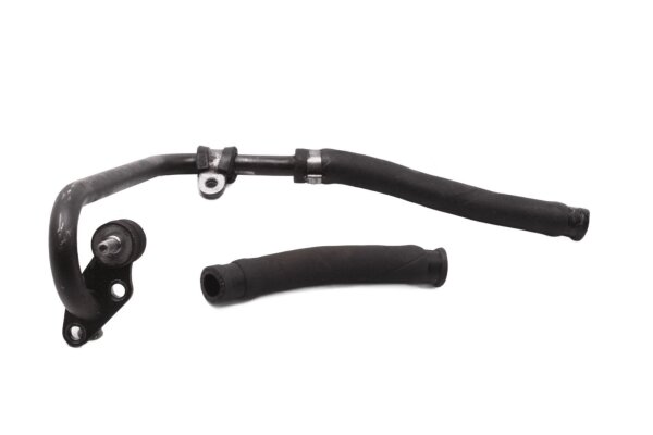 Soporte de manguera de la línea del enfriador de aceite del motor Aprilia RST 1000 Futura PW 01-04