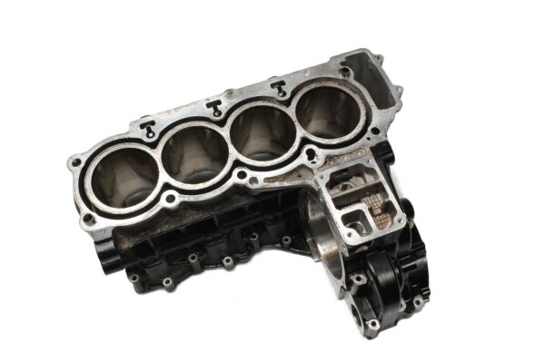 Sylinterilohkon kampikammio, 4-sylinterinen BMW K 1200 R Sport K12R K43HV 0585 07-08