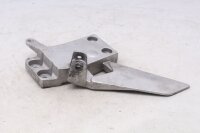 Jalkatuen kiinnike, kannatinlevy, vasen etu, kiinnitys Yamaha FJR 1300 RP11 04-05