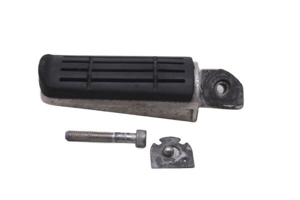 Rear right passenger footrest rubber pedal pad Yamaha FJR 1300 RP11 04-05