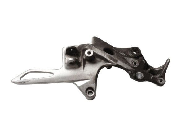 Staffa poggiapiedi, piastra di supporto, anteriore sinistra, poggiapiedi BMW F 800 ST K71 0234 06-12