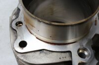 Sylinteri, jossa sylinteriputki oikealla, männän kiinnitys BMW R 1100 GS 259 0409 93-99