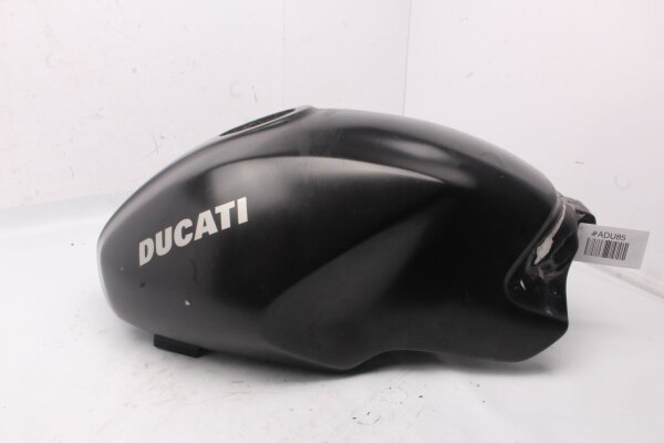 Black fuel tank, front scratches Ducati Monster 620 ie ZDMM400 137 M4 02-06