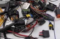 Wiring harness, connectors, electrical components, cables, fuse box Unbekannt Konvolut