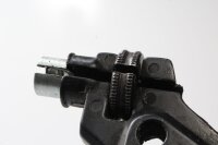 Kytkinvivun kiinnitys, säätöpyörä, vipuvarsimekanismi Moto Guzzi V65 PG 81-87