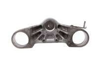 Punto di fissaggio inferiore del cuscinetto del cannotto di sterzo sul ponte della forcella. BMW R 1150 GS R21 0415 99-04