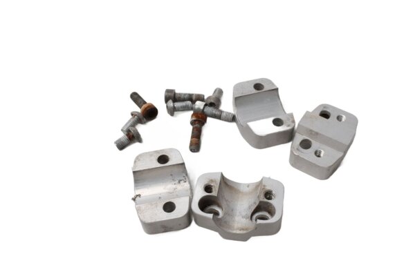 Handlebar riser clamp spacer screws Honda FMX 650 FunMoto RD12 05-07